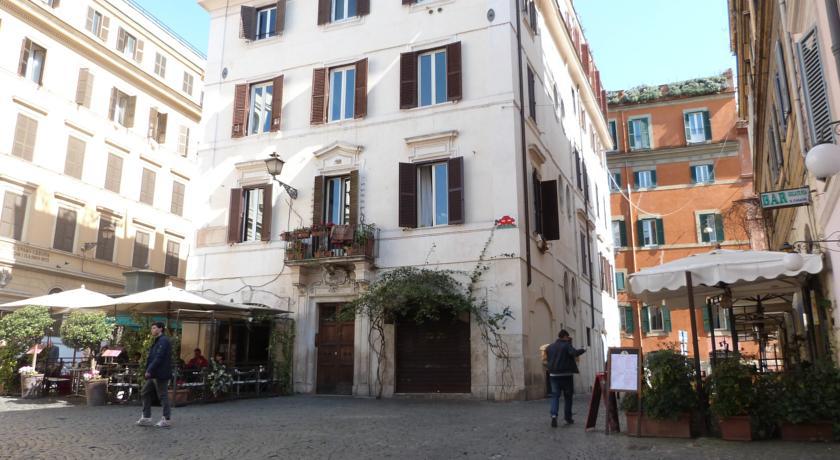 Colosseo Homerents 2 ローマ 部屋 写真