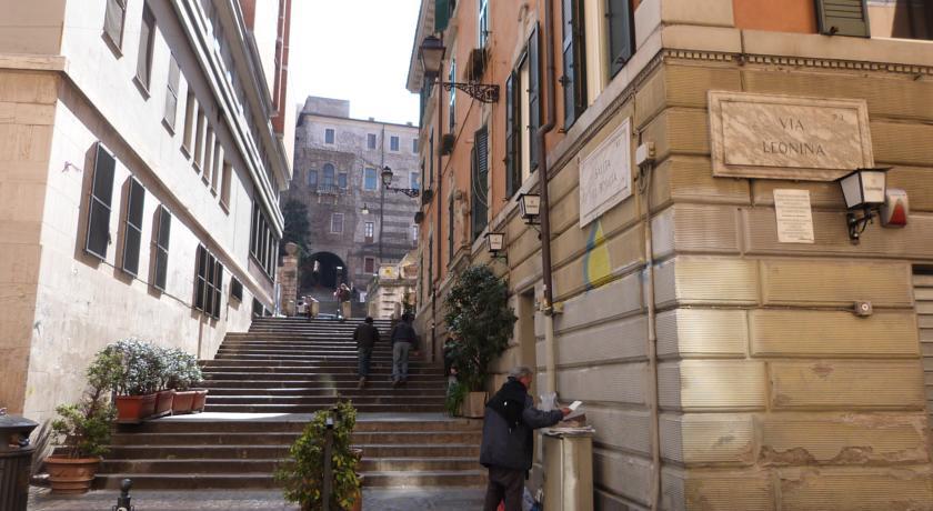 Colosseo Homerents 2 ローマ 部屋 写真